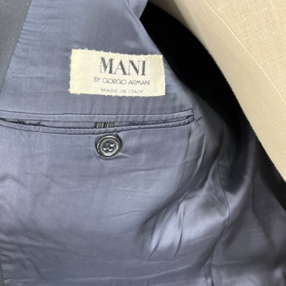 Mani Giorgio Armani Double Breasted Blazer - Picture 7 of 9
